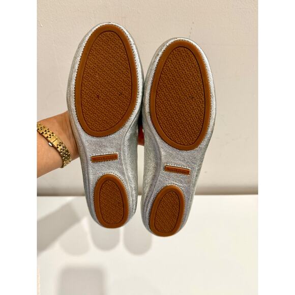 Tory Burch Metallic Leather Slip On Scrunch Ballet Flats Silver Women's Size 7 - Picture 6 of 6